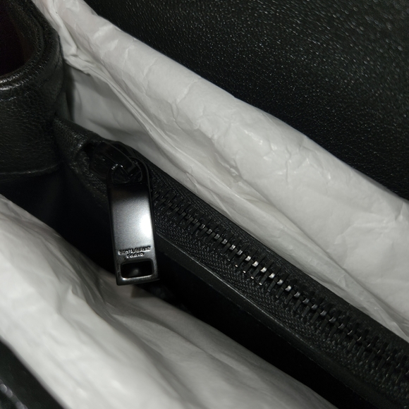 YSL medium college - Picture 15 of 16